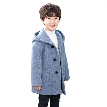Зимняя шерстяная куртка для мальчика, новинка 2023 года, корейская версия, модная утепленная повседневная детская одежда средней длины, сохраняющая тепло.