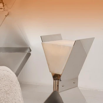 Торшер / современный простой дизайнерский светильник для гостиной и спальни/